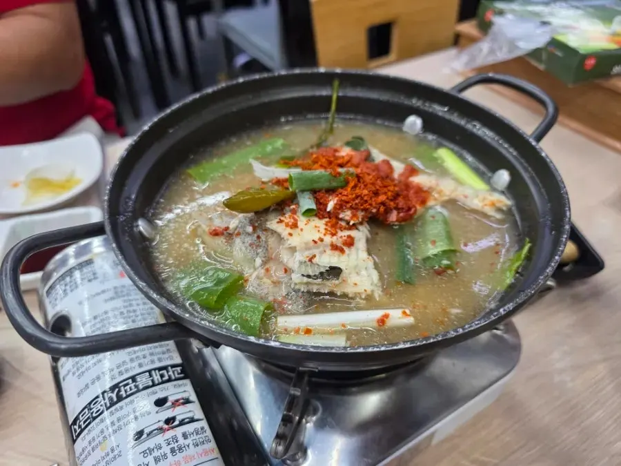 The additional order of crab roe rice