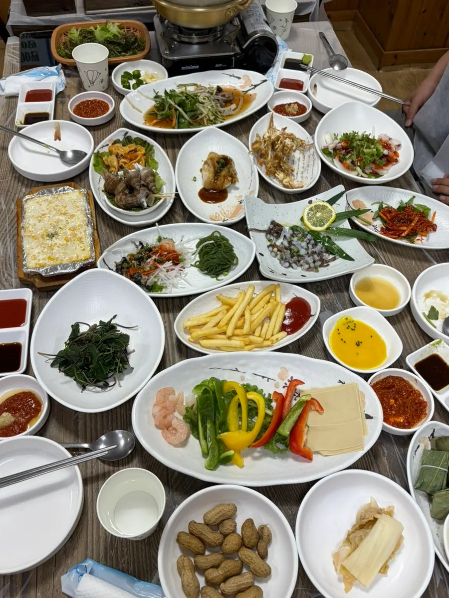 Menu listing the price of the Bakdal Special set