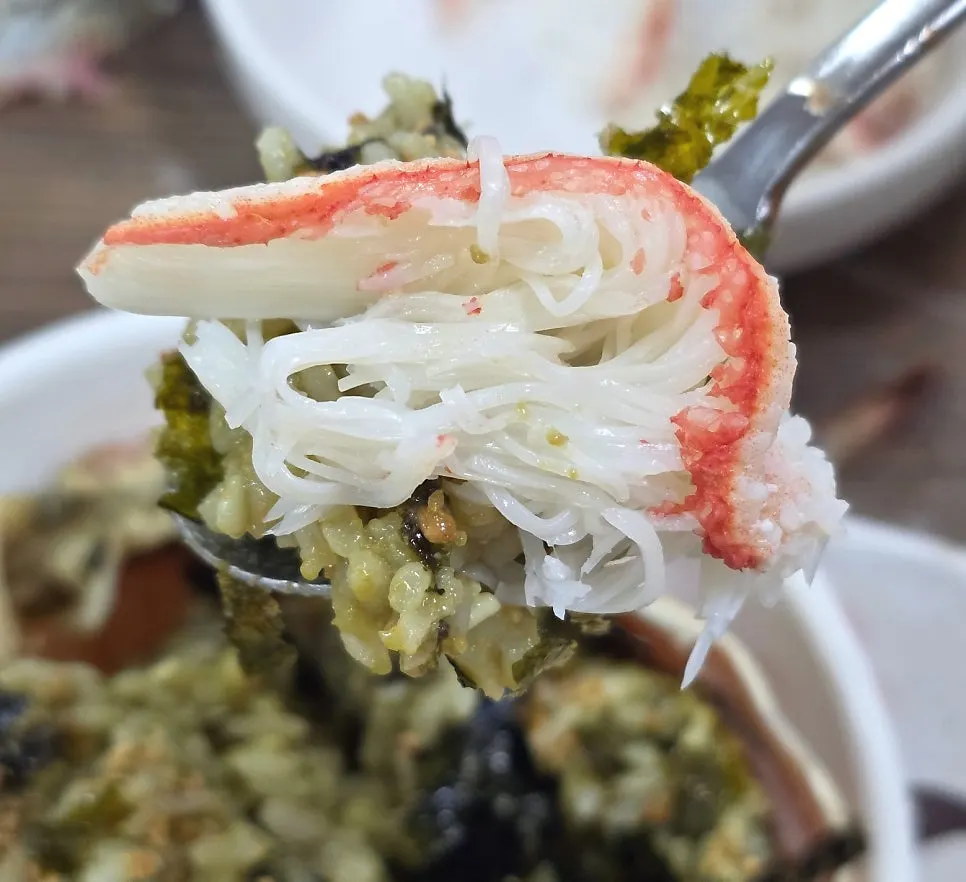 Close-up of the crisped crab roe fried rice