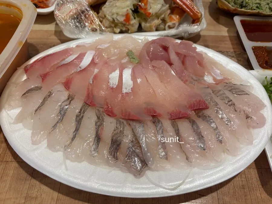 Crab shells and picked-out meat