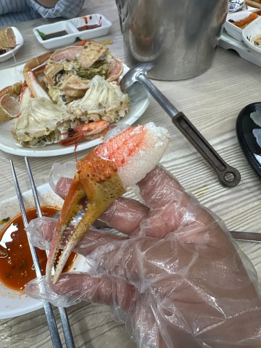 Prepped crab claws ready to eat