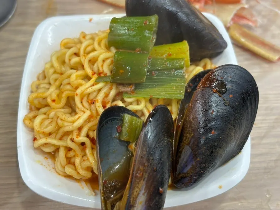 Close-up of the rich, roe-laden crab roe fried rice