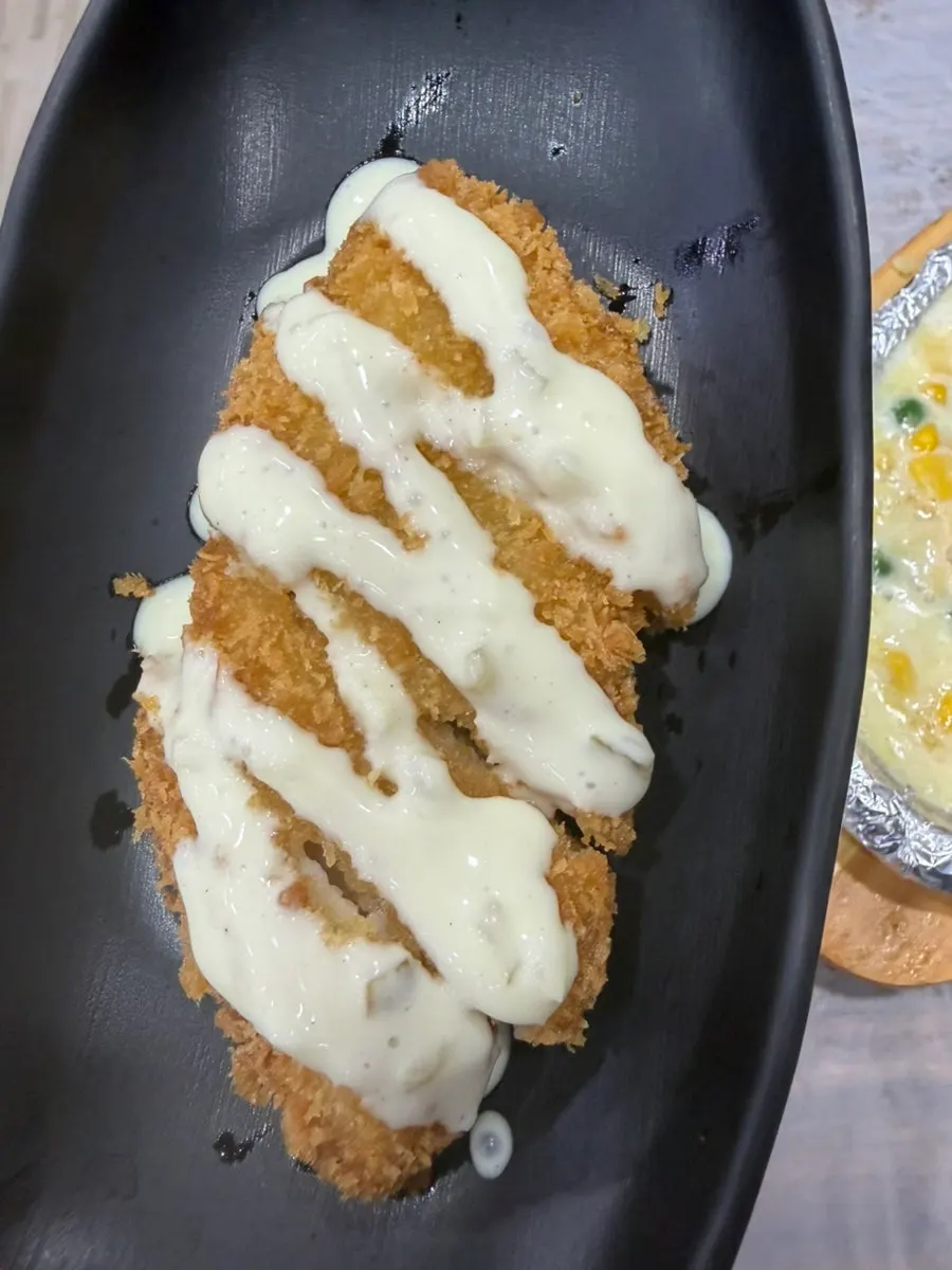 밑반찬으로 나온 해산물 요리