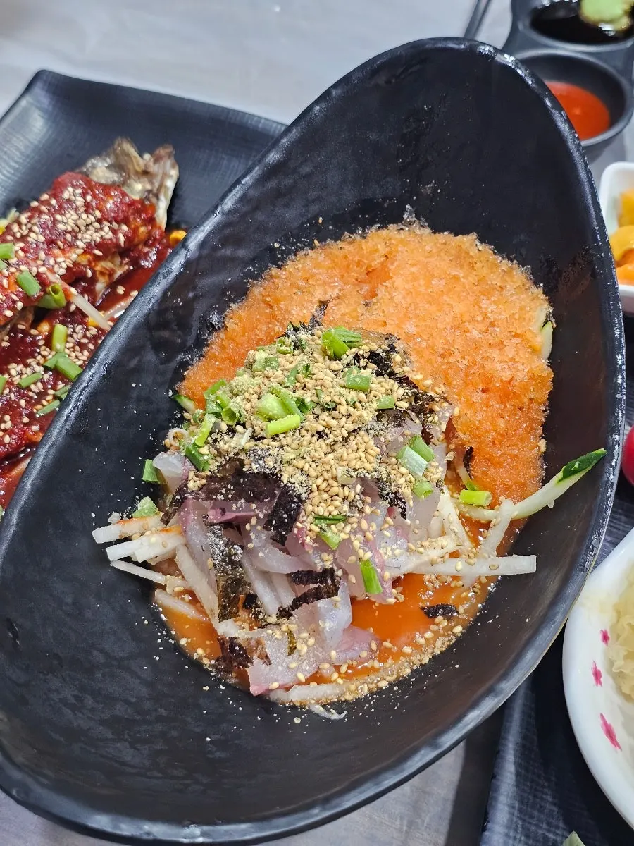 박달세트에 포함된 슬러쉬 물회
