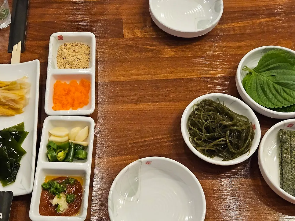 포항막회 내부와 테이블 자리