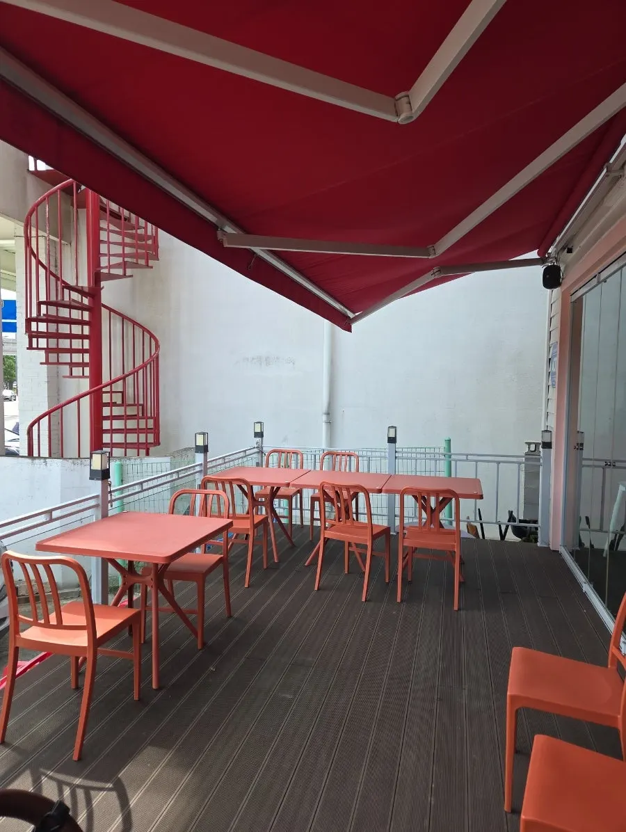 Restaurant view along Yeongildae coastal road