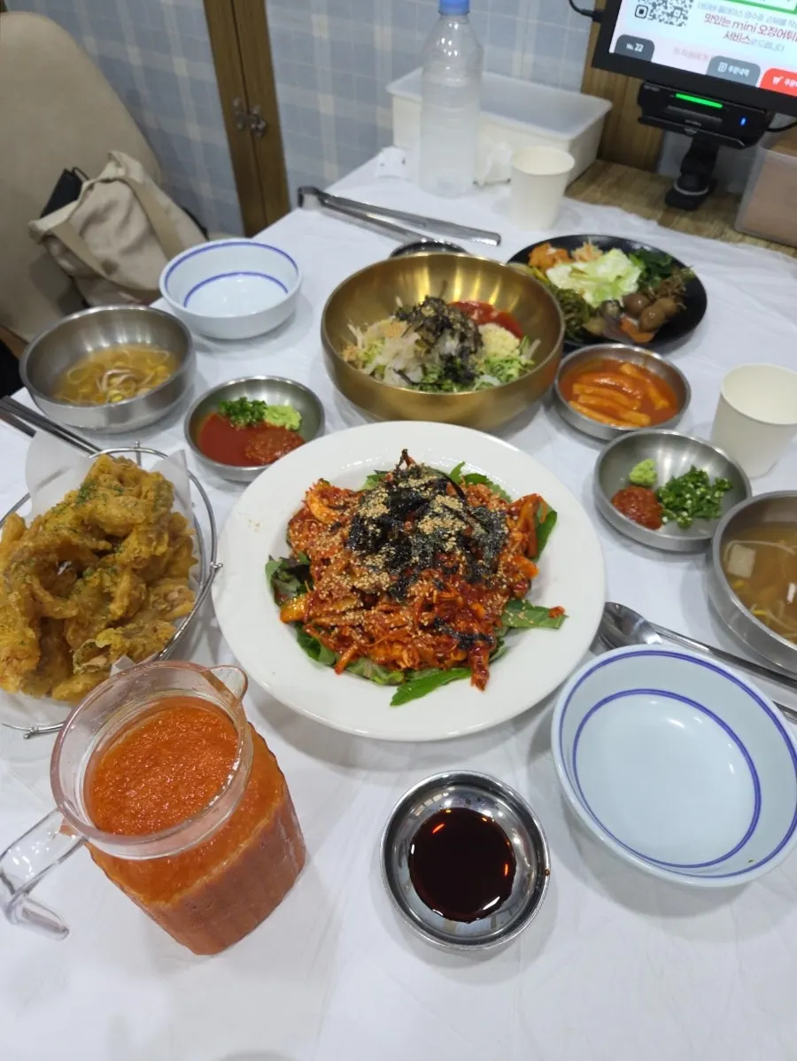 Pohang meal with Joy