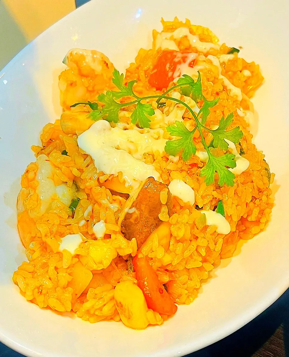 Pilaf with whole shrimp
