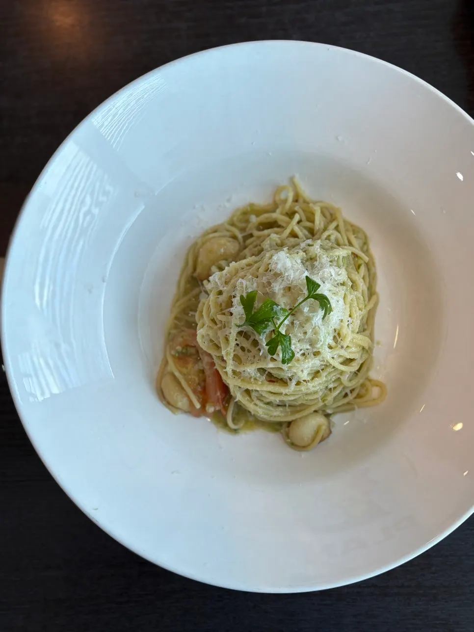 A plate of cheongyang pepper aglio olio pasta