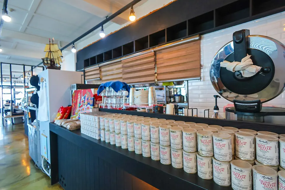 Overview of the 4th-floor dining hall at Plan A Restaurant