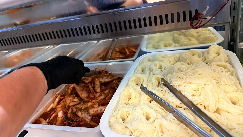 Ppwang Mulhoe side dishes and self-service bar