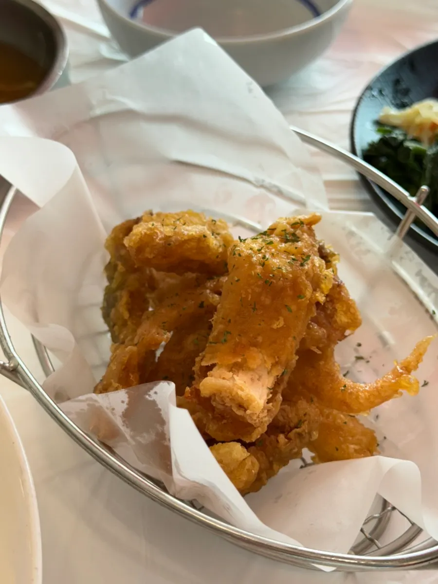 Fried squid served as a review-event freebie