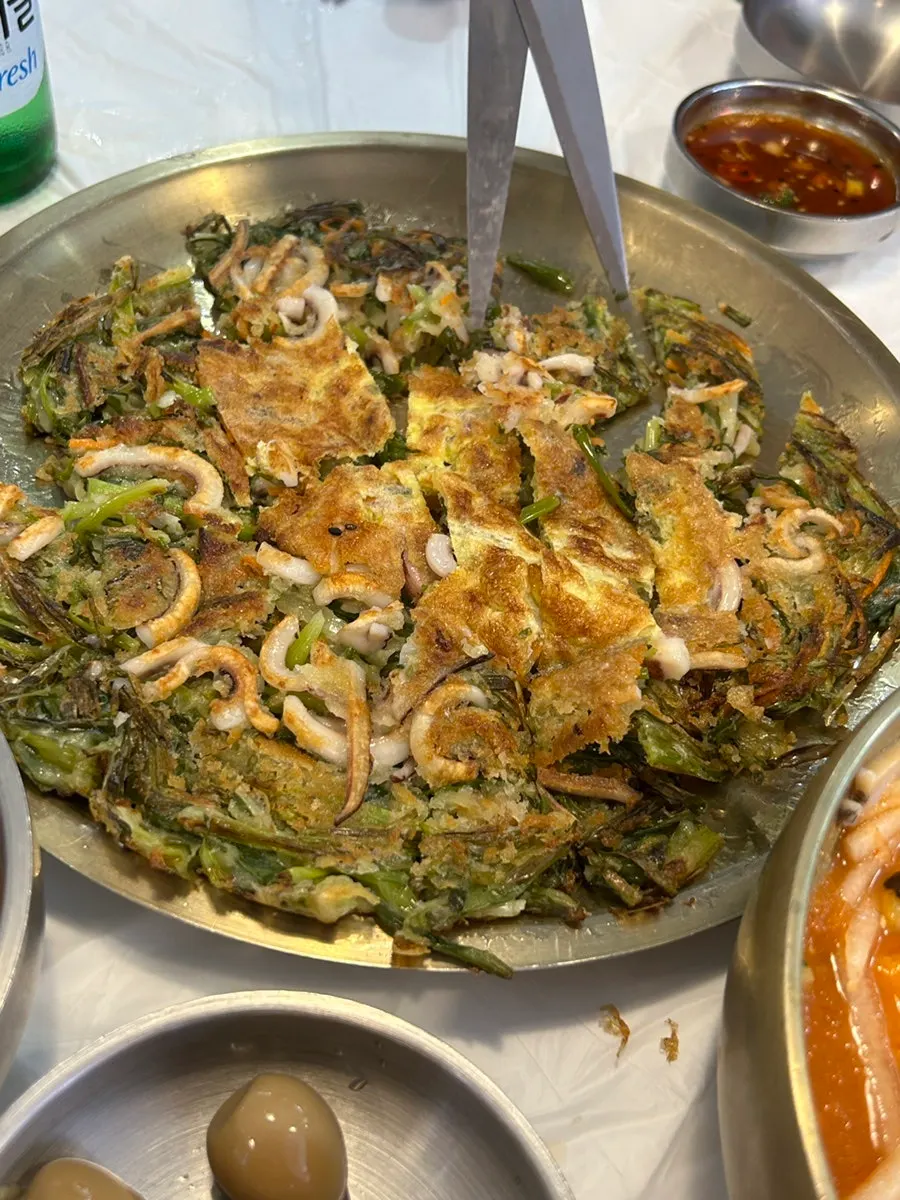 A whole squid pancake
