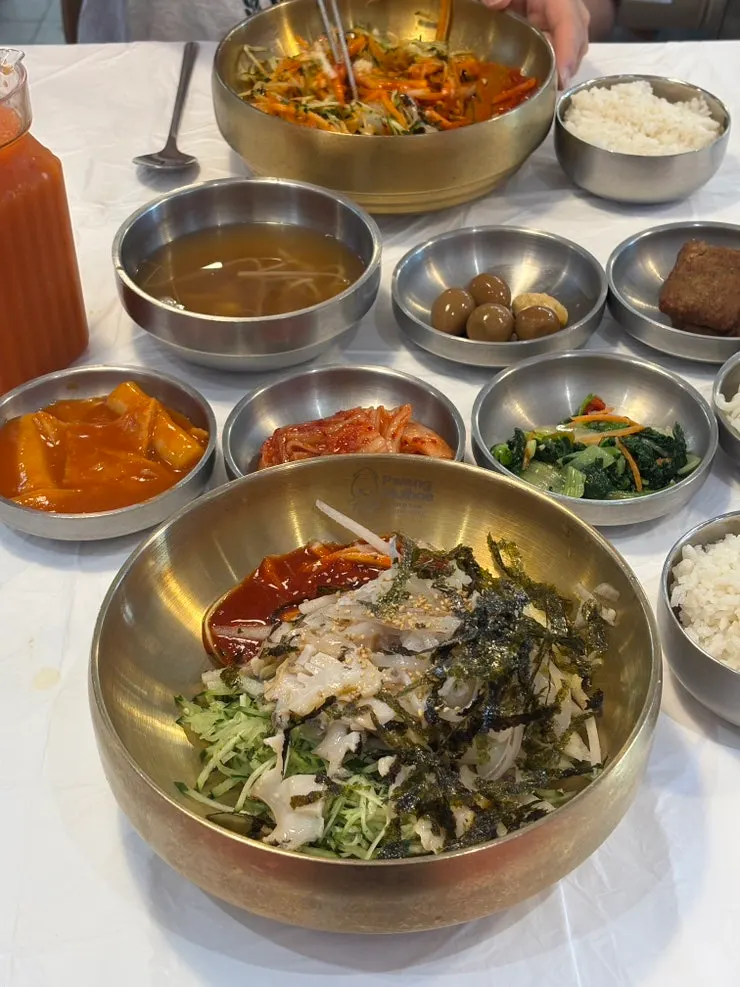 Table with squid soup and somyeon noodles