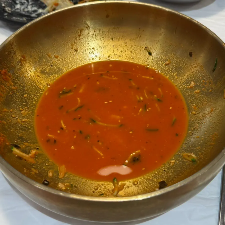 An empty bowl of squid mulhoe