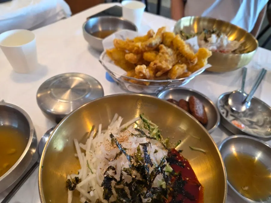 Ppwang Mulhoe's crispy fried squid