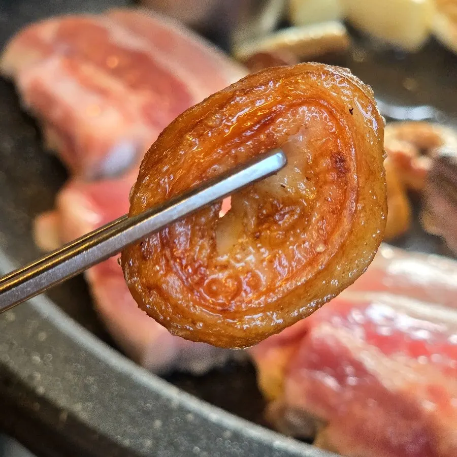 Crispy grilled makchang from Neolpanji