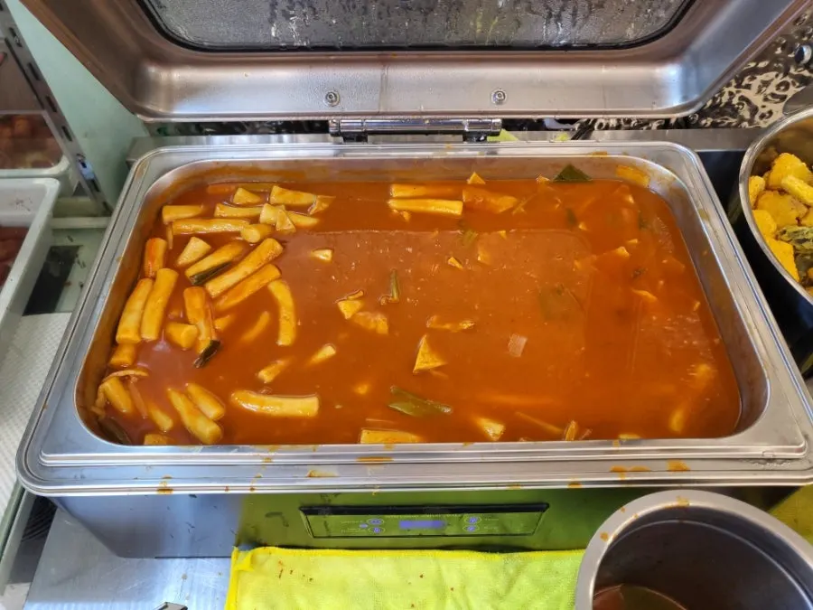 퐝물회 셀프바 반찬 코너