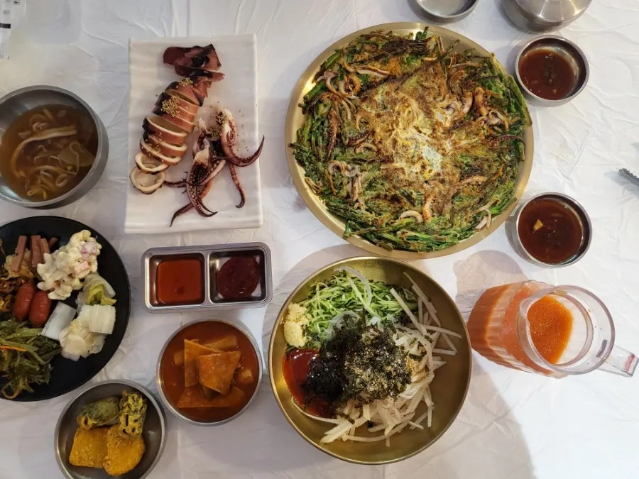 퐝물회 주문 메뉴 상차림