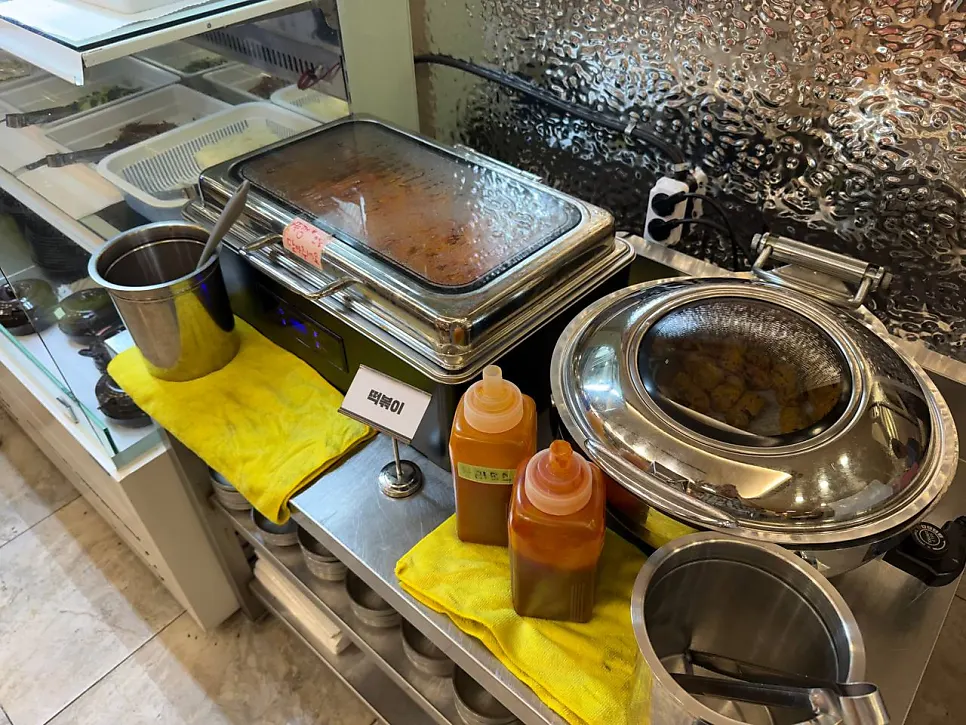 Self-serve bar with appetizer options
