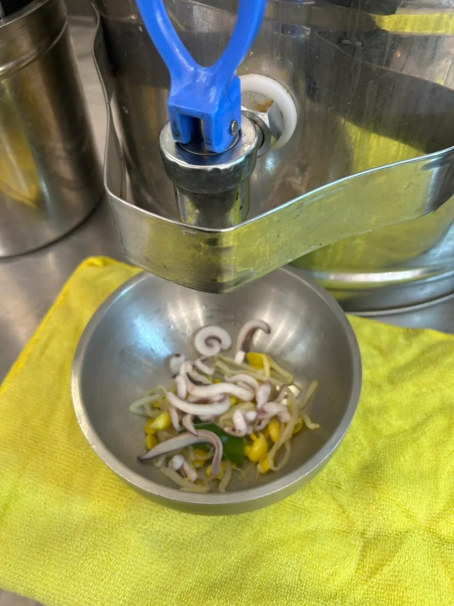 Ppwang Mulhoe self bar with unlimited noodle refills