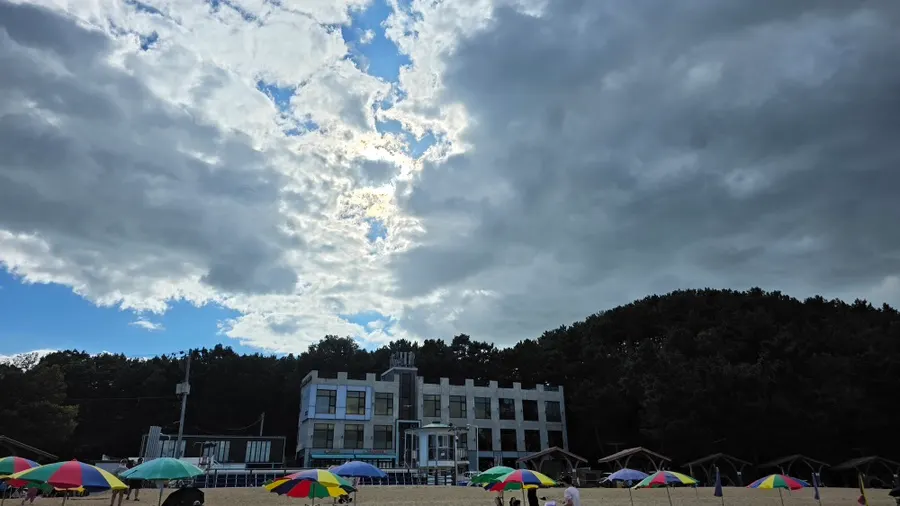 Exterior of Poolside Pension in front of Sugi Beach