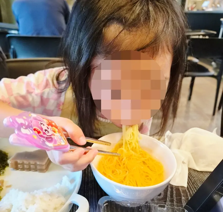 새콤한 열무국수 한 그릇