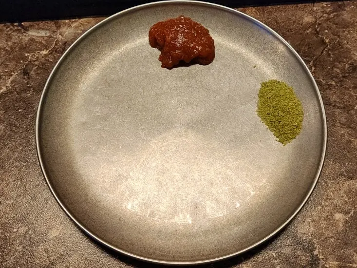 Meljeot served generously in a stone bowl