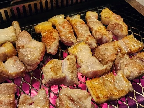 Firm-grained Nanchuk Matdon cooking on the grill