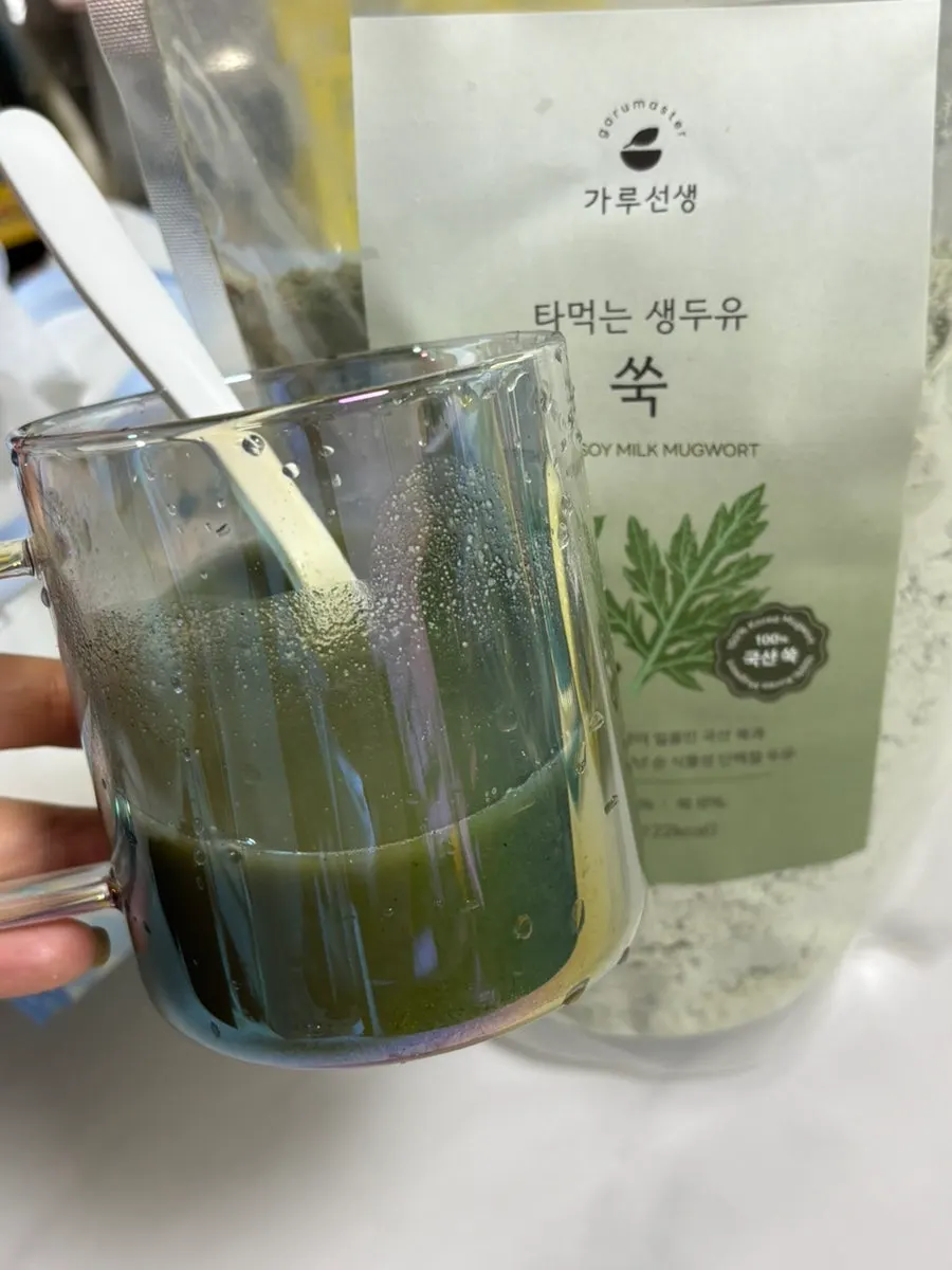 Finely milled Garusunsaeng Fresh Soy Milk Mugwort powder