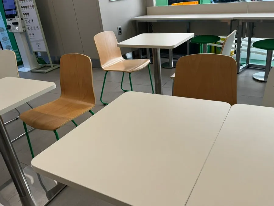 프레퍼스 노원역점 내부 가로 전경