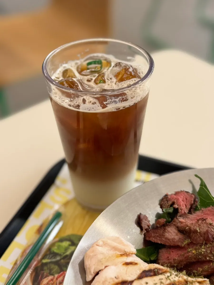 시럽 없이 주문한 무지방 라떼