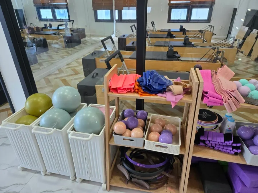 Assistive workout equipment used during class