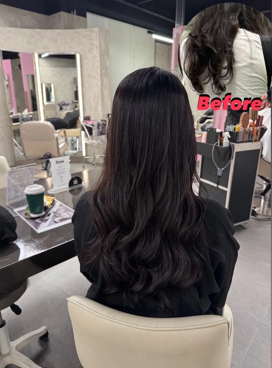 Back view of the natural curls after the treatment