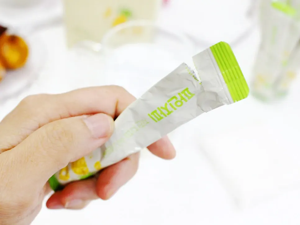 Drinking Pine Jafi
