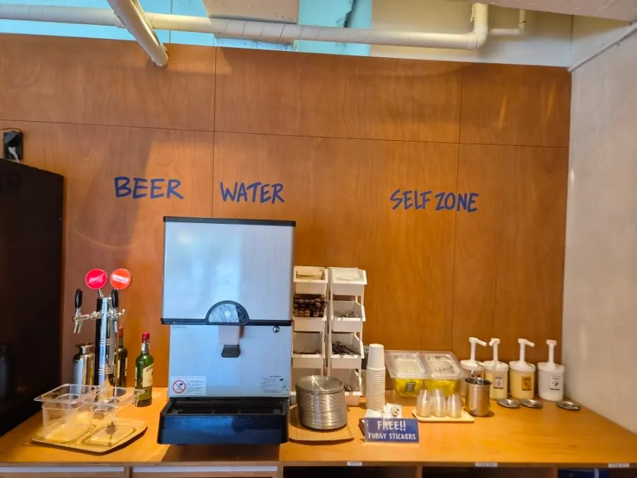 Khu tự phục vụ tại Pug Pizza House Sillim Branch