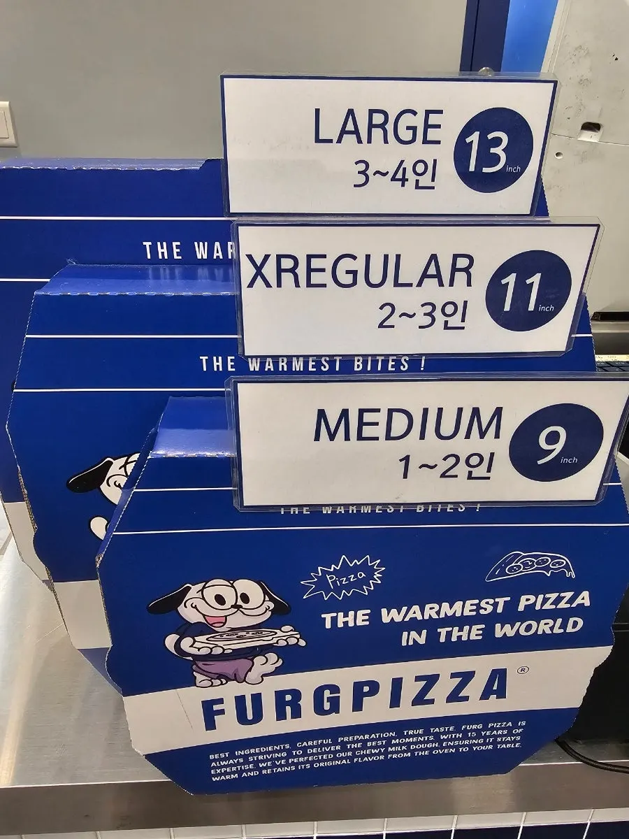 Furg Pizza box with an illustration of a dog delivering pizza