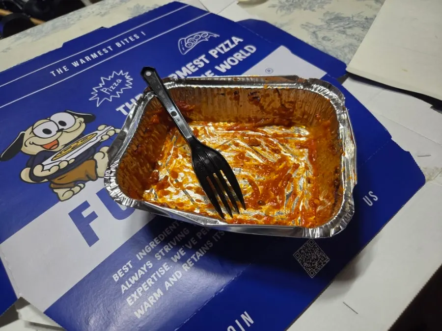 Pizza and spaghetti spread from Furg Pizza Inha University Station branch