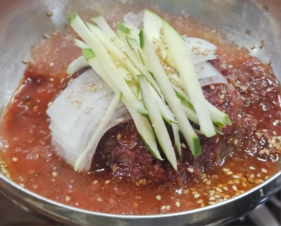 Naengmyeon dessert yang disediakan unlimited