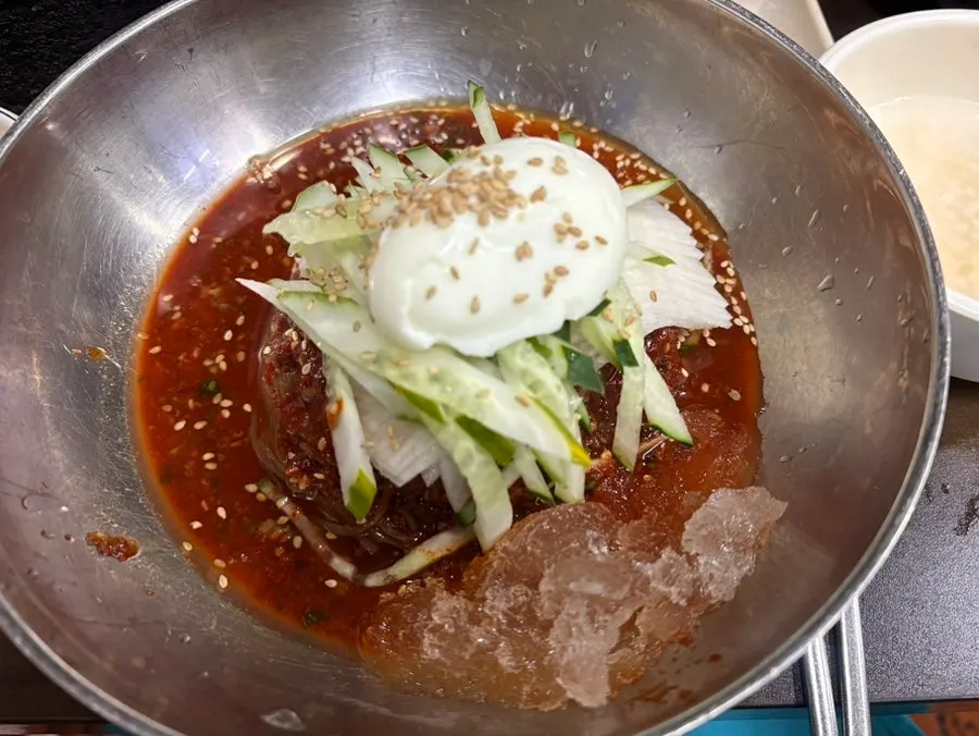 A bowl of dessert cold noodles