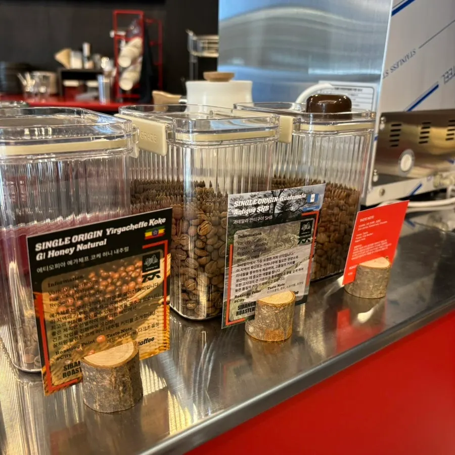 Order counter and dessert display at Pulse Line Coffee