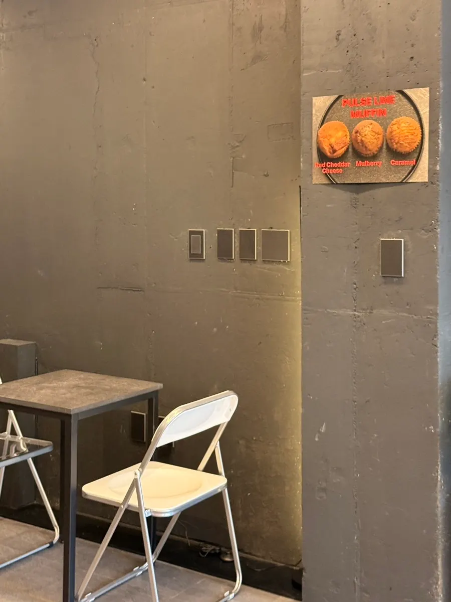 Table and lighting at Pulse Line Coffee