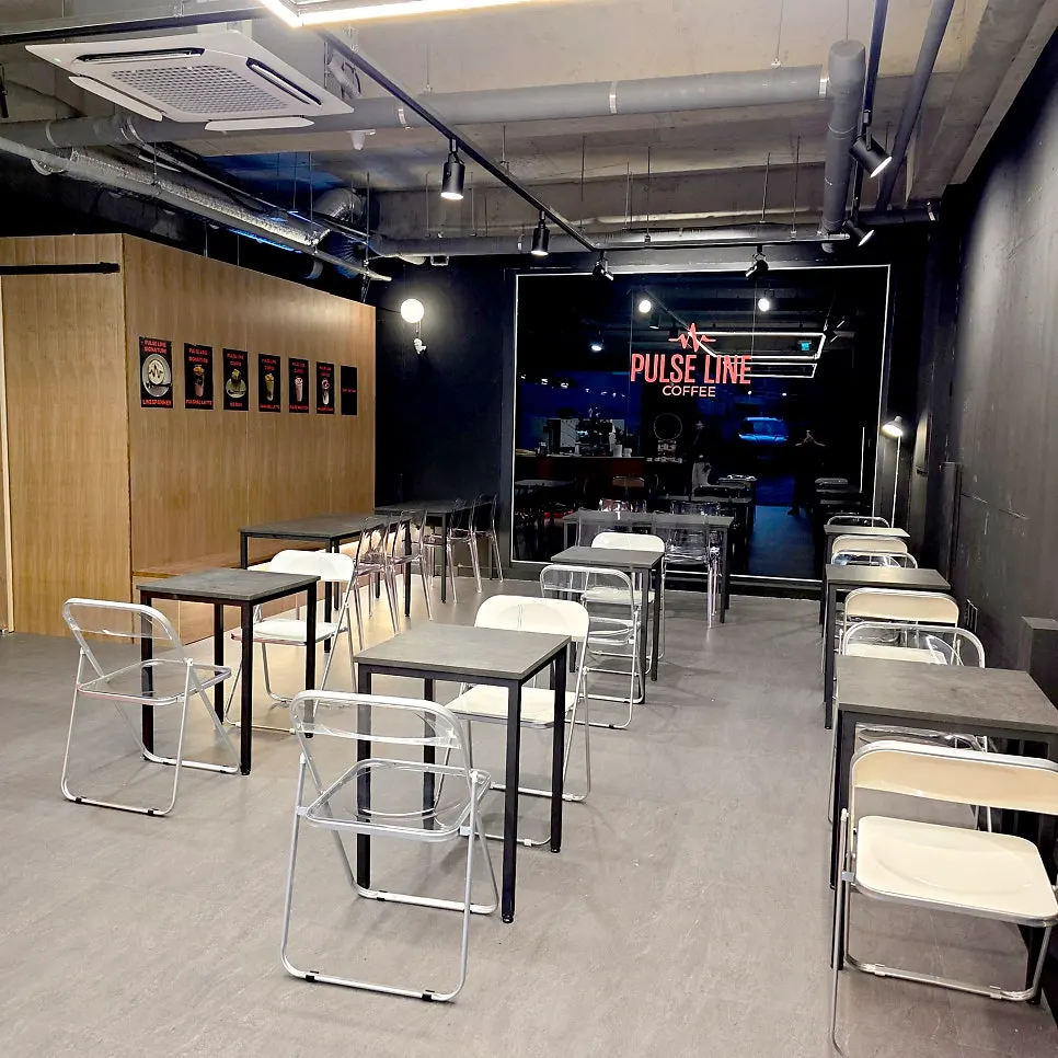 Inner area of the Pulse Line Coffee store