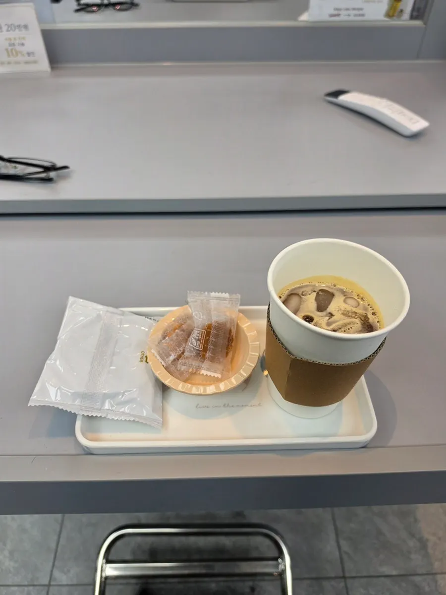 Drink and small snack provided during the service
