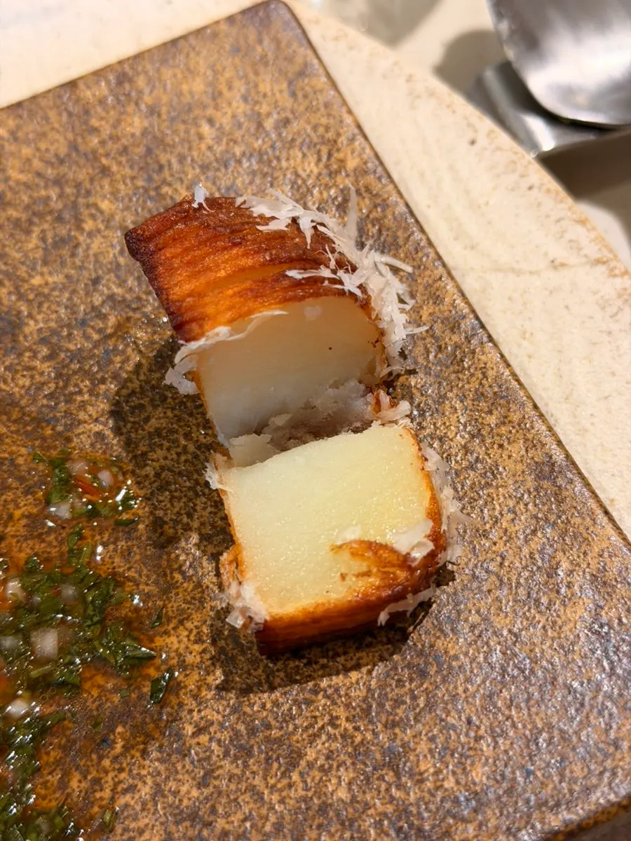 피칸 올린 초당 옥수수 커스터드