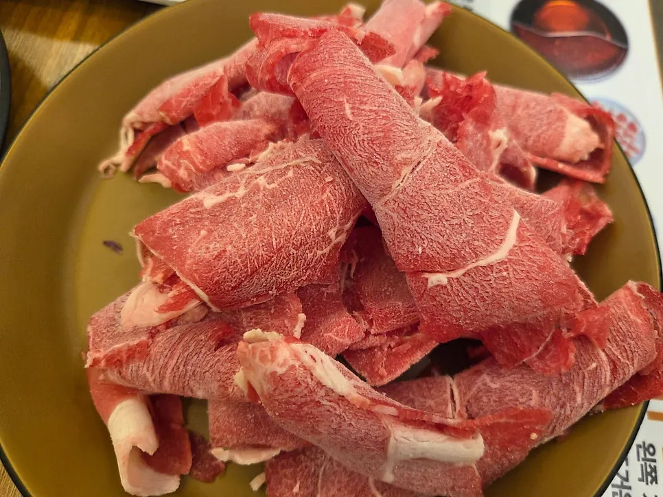 월남쌈에 싸 먹는 편백찜 고기