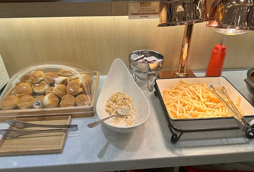 Banchan and sauce corner at the salad bar