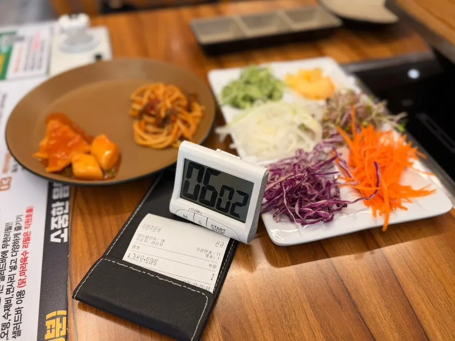 10분 타이머와 함께 나온 편백찜 찜기