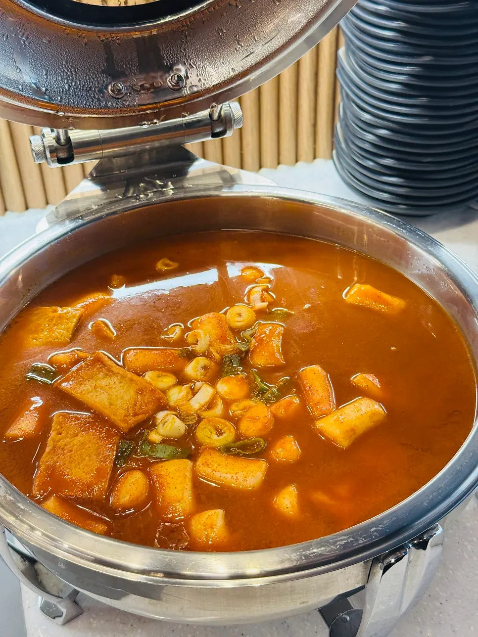 Price signage and weekday lunch information at Pyeonbaek Hoegwan Main Branch