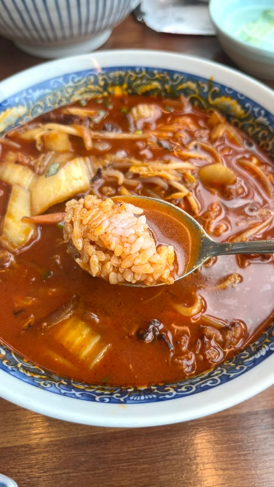 Pyeonbaekrim's jjamppong rice loaded with vegetables and meat